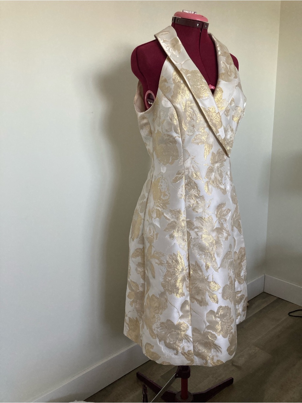 Adrianna Papell Ivory and Gold Floral Jacquard Midi Dress